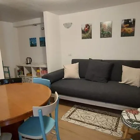 Via Castello Da Mary * Montecreto