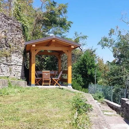 Dom wakacyjny Via Castello Da Mary Montecreto