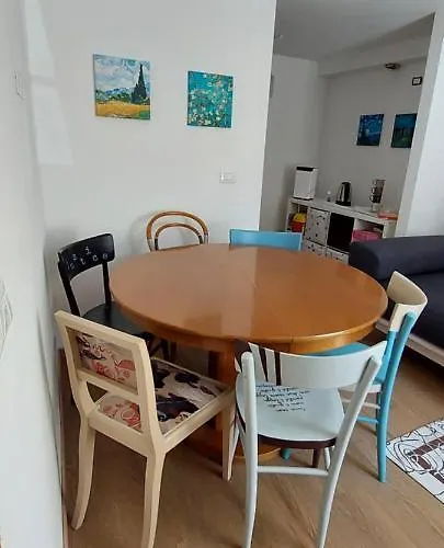 Via Castello Da Mary *